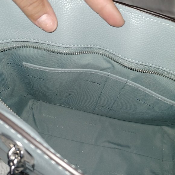 MEDIUM SAGE LEATHER COACH TOTE - Picture 3 of 7